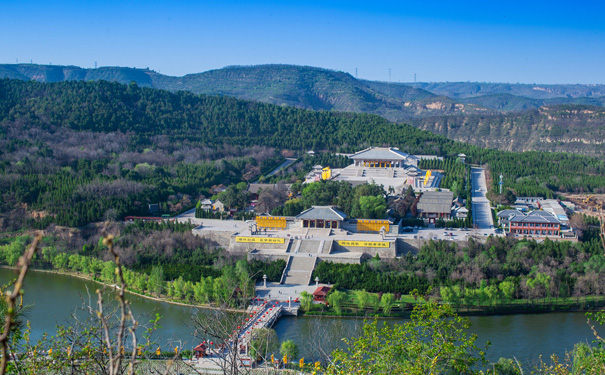 重庆出发红色旅游_[我要去延安]重庆到延安西安五日汽车旅游报价[延安红色旅游]