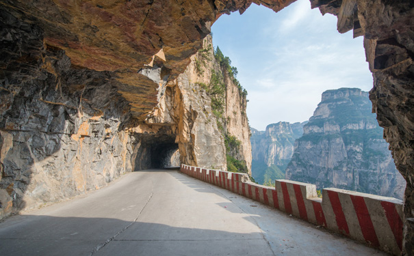 重庆到河南旅游_河南+山西太行山四条挂壁公路自驾6日游<全程穿越太行山四条挂壁公路，即郭亮绝壁长廊、昆山挂壁、锡崖挂壁、回龙挂壁！>