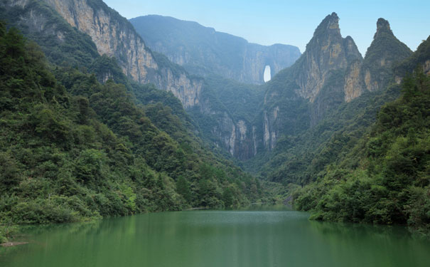 重庆出发国内旅游_重庆到张家界/袁家界双汽四日游线路价格/报价