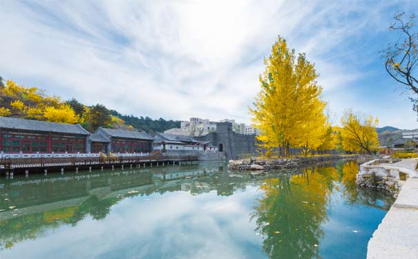 重庆出发亲子旅游_北京+古北水镇单飞/双飞6日旅游[高端亲子纯玩]<高端北京旅游线路，住网评四星酒店，含古北水镇一日游+中国皮影非遗园+北京名校讲座，全程0购物0自费>