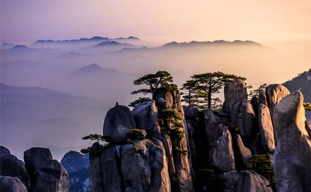 重庆到安徽旅游_安徽黄山+千岛湖+屯溪老街双飞/双动纯玩4日游