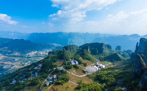 重庆出发国内旅游_恩施大峡谷-利川龙船水乡动车2日游<利川往返><神话恩施、魅力利川、龙船调故乡、云龙河地缝>