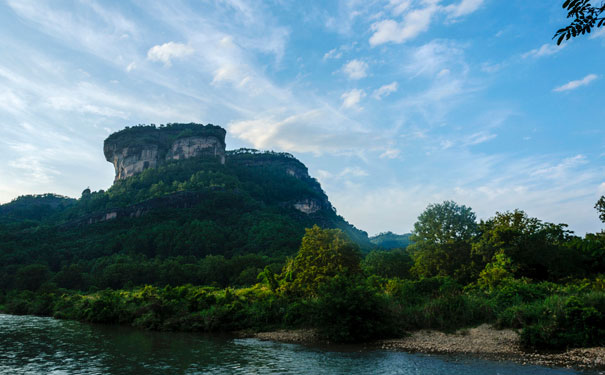 重庆出发自由行旅游_厦门双飞纯玩4天自由行旅游[重庆起止]<厦门旅游线路，纯自由行+纯玩，厦门机票+住宿+接送机，自由安排游览项目！往返交通可选动车或飞机！>