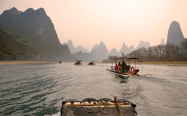 重庆到阳朔旅游_[夕阳红]三亚+桂林+阳朔+北海单动单卧10日旅游<三亚+桂林+北海旅游，夕阳红老年团，常规景点+新颖景点一次游览，三亚段升级0自费0购物，让你放心安心游玩>