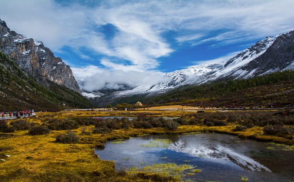 重庆出发春节旅游_【冬游】稻城亚丁单动双汽6日游<一人成团><0购物>