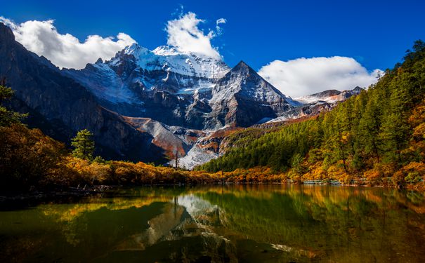 重庆到稻城亚丁旅游_[纯玩]重庆到稻城亚丁+理塘+康定七日游[丁真家乡]<稻城亚丁旅游，游览稻城亚丁景区+丁真家乡理塘+康定木雅圣地+新都桥等，纯玩0自费0购物，动车+汽车往返！>