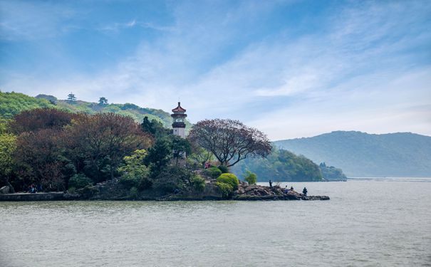 重庆出发夏令营旅游_【学子魔方】华东江南文化体验营双动7日游[江南文化体验馆]