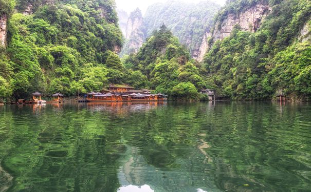 重庆到湖南旅游_重庆到湖南张家界森林公园双飞四日游