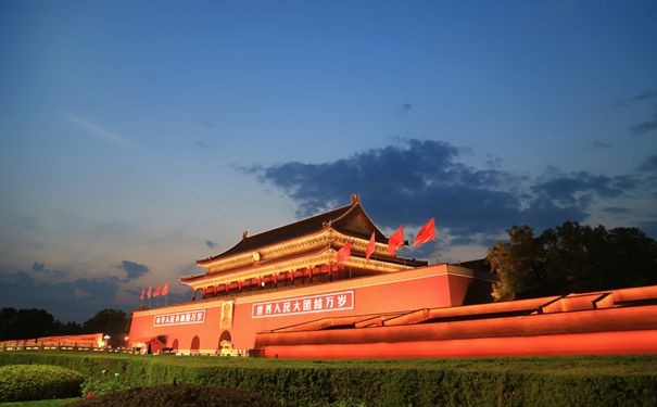 【夕阳红】北京+天津+北戴河特快双卧8日游[0购物]