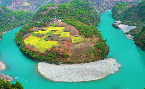 重庆出发自驾旅游_[国庆自驾]云南独龙江+怒江大峡谷+丙中洛+梅里雪山自驾7日游<国庆云南自驾旅游，探寻怒江大峡谷，人迹罕至的秘境丙中洛，藏传佛教四大神山之一梅里雪山！>