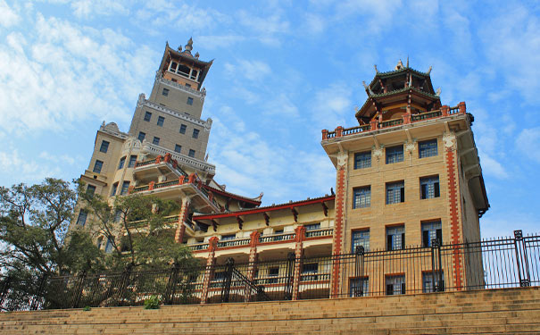 重庆到福建旅游_[纯玩]厦门鼓浪屿+赶海体验+海上小火车双飞5日游<纯玩厦门旅游线路，0购物0自费，鼓浪屿+曾厝垵+集美学村+海上小火车+滩涂赶海+鼓浪屿旅拍！>