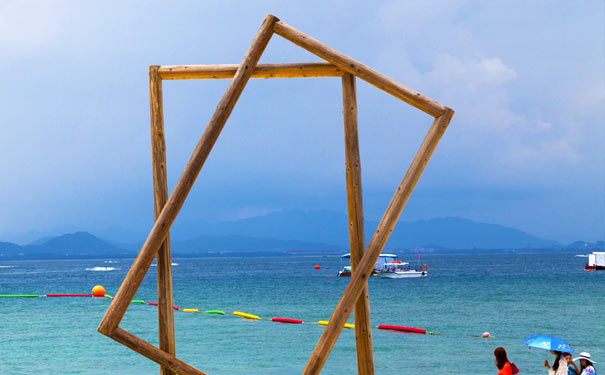 重庆到天涯海角旅游_重庆到三亚双飞5/6天旅游[海鲜自助+直升机+帆船出海]