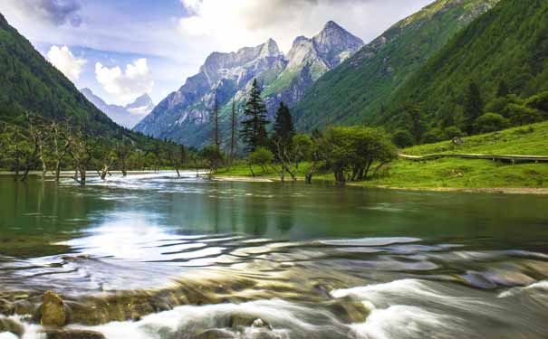 重庆出发纯玩旅游_[纯玩川西]重庆到四姑娘山二日旅游