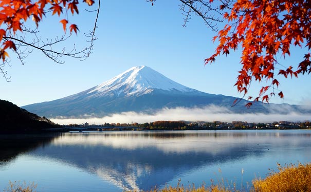 重庆到京都旅游_[一价全含]日本东京+京都+奈良+大阪+富士山七日旅游[温泉赏枫]<秋季日本旅游，1晚温泉酒店泡汤+1天自由活动，岚山嵯峨野小火车+京都三千院+大石公园+大阪城+忍野八海+奈良公园等！>